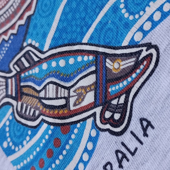 Vintage 90s Austrailia Aboriginal Art Crocodile Dreaming Graphic Single Stitch T - Picture 5 of 7